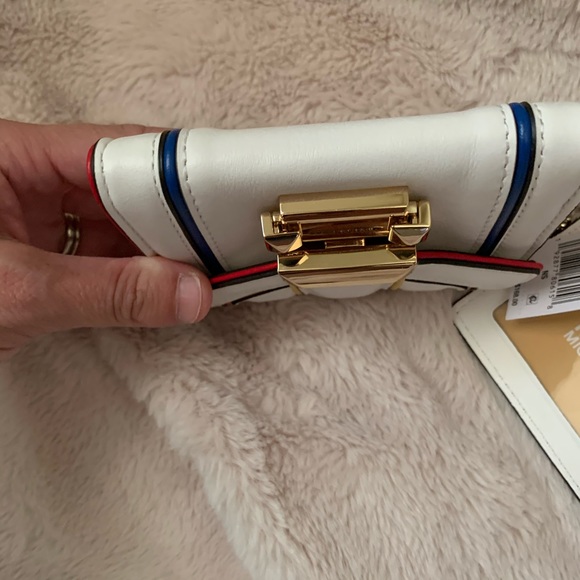 Michael Kores🌈NWTs🌈Whitney rainbow trim wallet - Picture 10 of 16